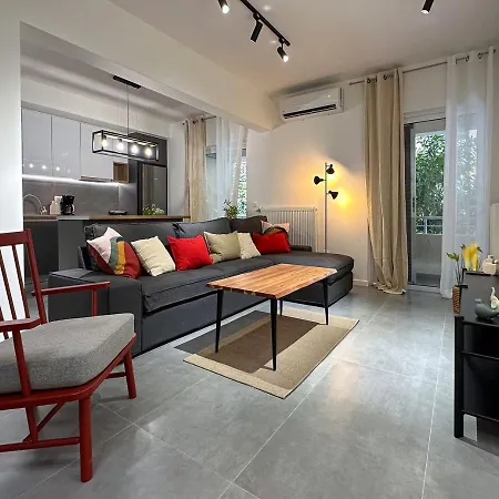 Apartment Liv - Modern Comfort Oasis In Pagrati Athens