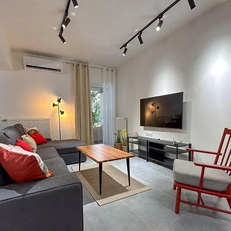 Apartment Liv - Modern Comfort Oasis In Pagrati